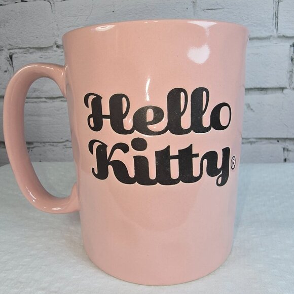 HELLO KITTY PINK OVERSIZED MUG LIKE NEW KITTY HAS FLOWER HALO - Picture 5 of 5